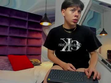 Jake_blue_, 18 years old, Cum Show Public #young #bigcock #18 #cum #twink #anal [799 tokens remaining], webcam photo