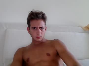 Jaxholmes, 24 years old, shirt off!!!!! #teen #new #18 follow OF in bio [377 tokens remaining], webcam photo