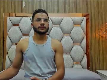 Jay__rock, 22 years old, GOAL: Get Naked [74 tokens remaining] Welcome to my room! #muscle #cum #fuckmaquine #bbc #new, webcam photo