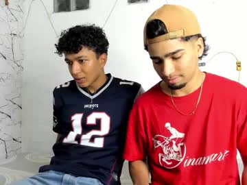 Jay_aalvarez, 21 years old, GOAL: All nakeds [298 tokens remaining] Welcome to my room! #feet #latino #suck #couple #new, webcam photo