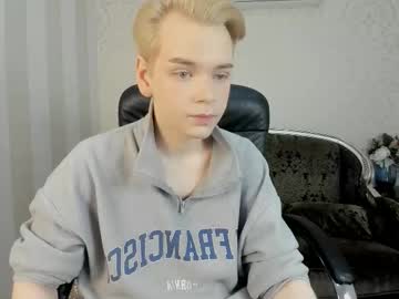 Je_salvatore, Goal: undress #18 #twink #young #cum #gay - Next Goal: sexy dance, webcam photo