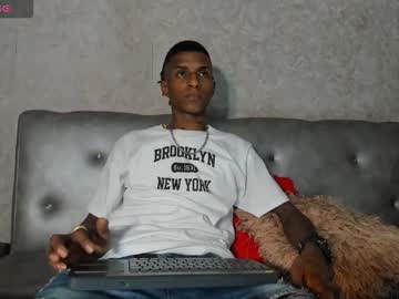 Jean_steevin, Nipple play close to cam [20 tokens left] #ebony #new #bigcock #cum #cumshow, webcam photo