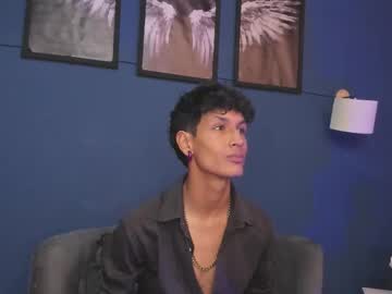 Jeick_luxx, 18 years old, GOAL: hello jeick [13 tokens remaining] Welcome To My Room #skinny #cumshow #18 #new #young, webcam photo