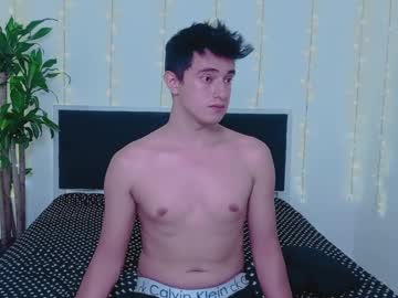 Jesus_and_jazmin, 20 years old, CrazyGoal: show hard cock - pvt is open #gay #latino #bigcock #18 #young @ 80, webcam photo