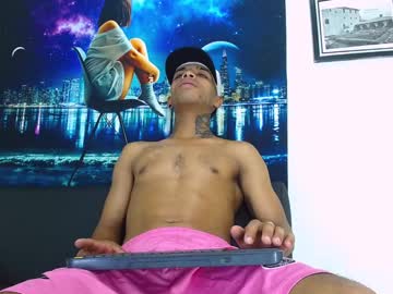 Jey_junior, 26 years old, GOAL: Show Cum [592 tokens remaining] Welcome to my room! #new #cum #skinny #pvt #smile, webcam photo