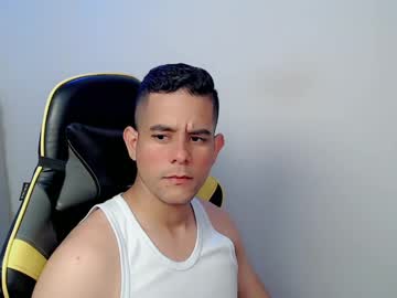 Jhavi_, GOAL: SEXY DANCE [27 tokens remaining] Soy un chico nuevo que le gusta la diversion #new #latino #bigdick #cum, webcam photo