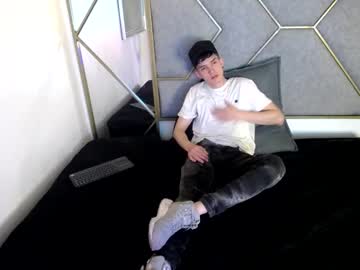 Jheampiero, Ey baby, welcome to my room, I want you to have fun with me.!🔥🎀 #young #bigcock #feet #new #twink, webcam photo