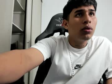 jhonny_dickm - Live Male Cam – Free Gay Cam Show