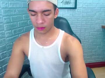 Jhonny_mills, 19 years old, Show cum 666 #bigcock #bigass #new #muscle #18 [666 tokens remaining], webcam photo