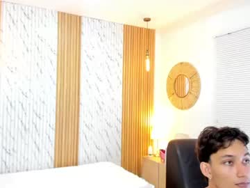 Jimmy_gatt, 18 years old, Sexy boy dances naked, bathed in oil. [83 tokens left] SOMETIMES THINGS GET A LITTLE HOT  🫦   #monstercock #cum #lovense  #muscle #new, webcam photo