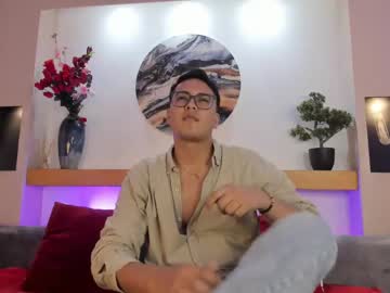 Johnbelrose, GOAL: Shirt off😈 [10 tokens remaining] Hey !! I am the one who comes to fulfill your hottest fantasies ... Johnbelrose remembers✨😈 #new #glasses #bigdick #pvt #cum, webcam photo