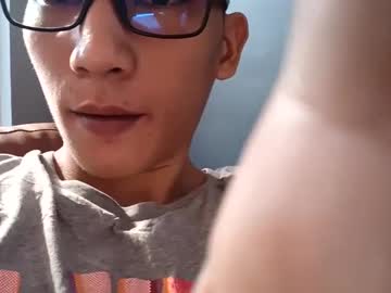 joshmoren18 - Live Male Cam – Free Gay Cam Show