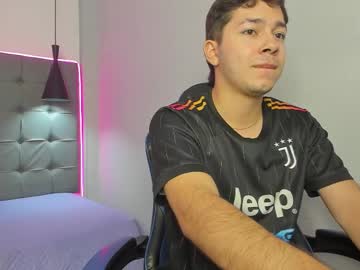 julian_smith21 - Live Male Cam – Free Gay Cam Show