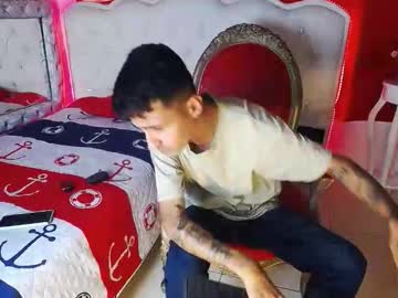 jullian_ricci_ - Live Male Cam – Free Gay Cam Show