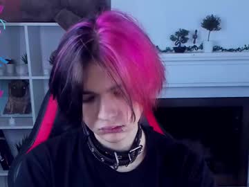 Justin_twinkboy, GOAL: 22-pound dumbbell exercises [250 tokens remaining] Endless Lovense control in private! Show cock every 25 tk. #young #teen #18 #bigcock #twink, webcam photo