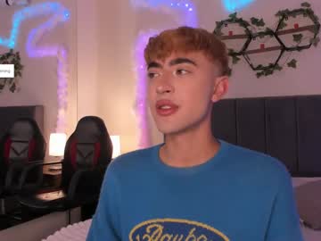 Justinbe_, 19 years old, GOAL: Dance without clothes 🔥 [34 tokens remaining] 💖 The cute boy with innocent face ... but with a very dirty mind 💖 #18 #blonde #femboy #twink #gay, webcam photo