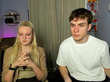 Kael_rin, 19 years old, GOAL: sexy flex biceps by shy guy [86 tokens remaining] Welcome to my room! #feet #blonde #18 #shy #new, webcam photo