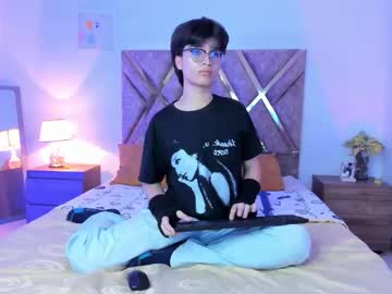 Kai_blaz, 18 years old, GOAL: Cum show [972 tokens remaining] Do you want to be my master and play with my whole body?  #twink #bigass #slave #18 #femboy, webcam photo