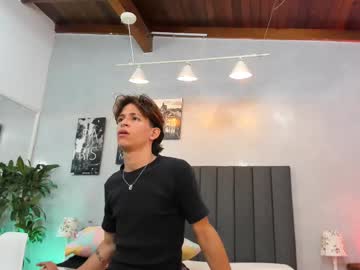 Karl_brunni, Get Naked [50 tokens left] #latin #new #bigcock #cum #young, webcam photo