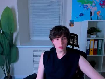Keith_erickson, 18 years old, beautiful sexy acquaintance!!♥ #new #smoke #feet #young #cum [1996 tokens remaining], webcam photo