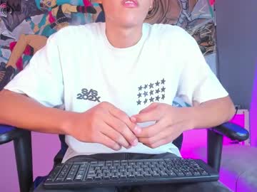 Kenzo_hunter, My first CUM here 💦🔥💦 [777 tokens left] // #young #cum #latino #bigcock #new, webcam photo
