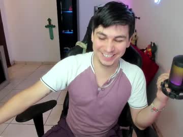 kevin873s – Watch Him Jerk, Strip, & Show It All