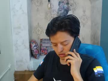 kevin_charless - Live Male Cam – Free Gay Cam Show