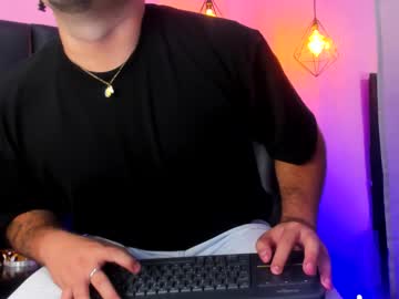 Kevin_cox, 23 years old, GOAL: SHIRT OUT [49 tokens remaining] WELCOME TO MY ROOM #chubby #new #bigcock #bigass #hairy, webcam photo
