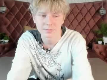 Kevinm1lky, 18 years old, Full naked 10 min   #18 #new #teen #young #gay [430 tokens remaining], webcam photo