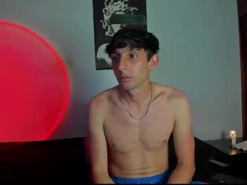 kikelargo22 - Live Male Cam – Free Gay Cam Show