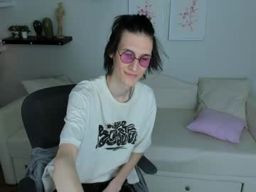 Klaude_jam, 21 years old, cumshow in  free chat   #skinny #18 #teen #twink #new [433 tokens remaining], webcam photo