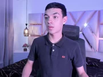 Kris_stormvg, 18 years old, GOAL: all naked [104 tokens remaining] here new naughty teen guy #feet #gay #anal #twink #new, webcam photo