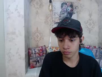 kristof_mills - Live Male Cam – Free Gay Cam Show