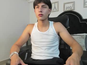 Landercruz, 18 years old, 🔥Will you let me fuck you? I want to do many poses with you🔥 #bigballs #new #cumshot #shaved #boy, webcam photo