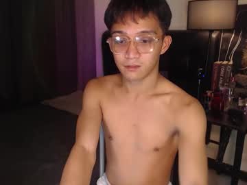 lark_stuart - Live Male Cam – Free Gay Cam Show