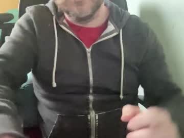 Lee_8891, Lee_8891's room - Streaming whilst working from home... . come chat #bigcock #british #cum #new #wfh, webcam photo