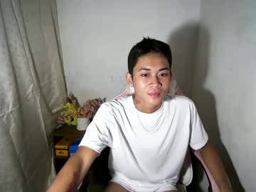 Leemoreno18, MAKE ME   CUM !!!! [693 tokens remaining] #new  #bigcock  #asian  #newmodel #hot, webcam photo