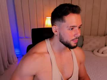 Leo_king17, 👊💪🦾  Lets play! 🎯 sensual undress [96 tk left] #dirtytalk #kinky #new #naughty #sexy, webcam photo