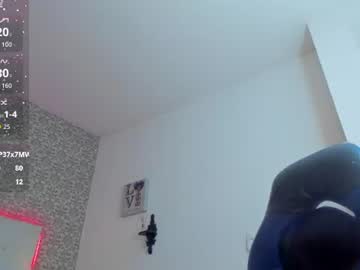 Leon_becker, 18 years old, GOAL: Hey!! It's my first day [11 tokens remaining] Welcome to my room!  #dirtytalk #new #muscle #c2c #latino, webcam photo
