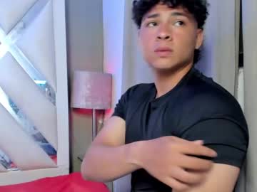 Liam_percy7, 18 years old, Hello, welcome too my room. SHOW CUM!! #muscle  #latino #findom #new #young #18 [1610 tokens remaining], webcam photo