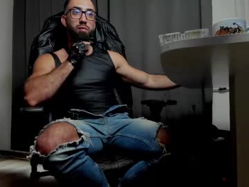 liamaesthetic – Watch Him Jerk, Strip, & Show It All