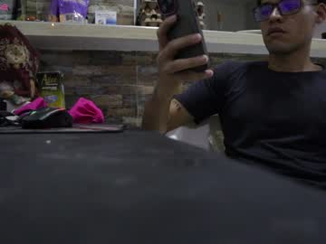 Lion_20cm, GOAL: Go [983 tokens remaining] Welcome to my room! #bigcock #selfsuck #new #white #muscle, webcam photo