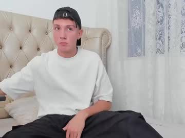 Littledanny_, sexy strip + oil body [111 tokens left] Let's play #18 #twink #bigcock #new #young, webcam photo