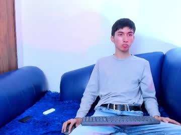 Littlenerd18, 19 years old, GOAL: SHOW CUM [275 tokens remaining] Welcome to my room! #skinny #new #bigcock #hairy, webcam photo