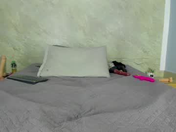 logan_wollff - Live Male Cam – Free Gay Cam Show