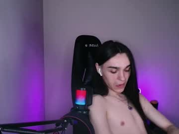 longhairbott - Live Male Cam – Free Gay Cam Show
