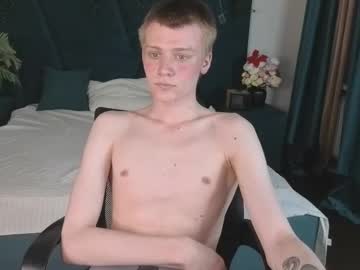 louie_evans - Live Male Cam – Free Gay Cam Show