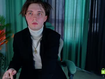Low_key_heat, 18 years old, GOAL: Naked body [150 tokens remaining] 💕 #twink #young #bigcock #ass #new, webcam photo