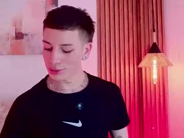 luca_prince_ - Live Male Cam – Free Gay Cam Show