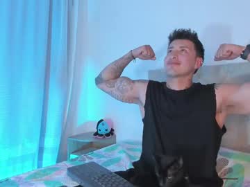 Luca_vane, 25 years old, GOAL: shirt off [45 tokens remaining] Welcome to my room! #muscle #new #latino #master #bigcock, webcam photo